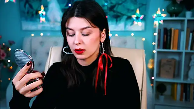 Snapshot of NicoleMun chatting on 12-29-24, 08:55 NicoleMun online show from 12-29-24, 08:55