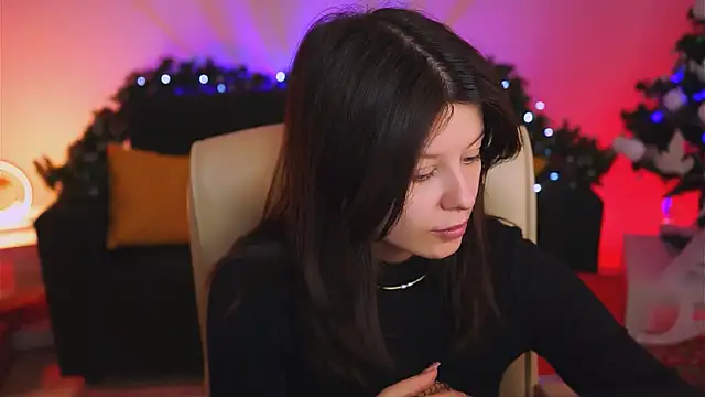 Snapshot of NicoleMun chatting on 01-19-25, 06:31 NicoleMun online show from 01-19-25, 06:31