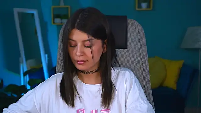 Snapshot of NicoleMun chatting on 02-04-25, 03:26 NicoleMun online show from 02-04-25, 03:26