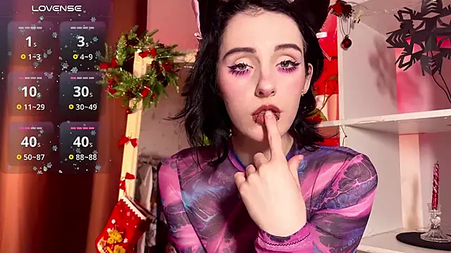 Snapshot of Alice_Succuby chatting on 12-28-24, 08:25 Alice Succuby online show from 12-28-24, 08:25