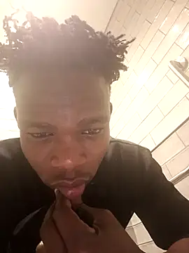 Snapshot of Kennedy89 chatting on 09-29-25, 01:11 Kennedy89 online show from 09-29-25, 01:11