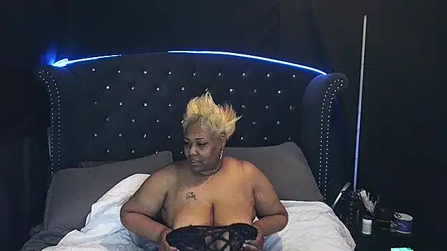 msyvette1970xh online show from 03-02-25, 03:27