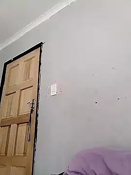 cleopatra-phaedra online show from 02-21-25, 11:55