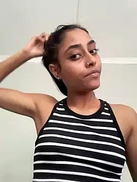 cleopatra-phaedra online show from 02-25-25, 01:50