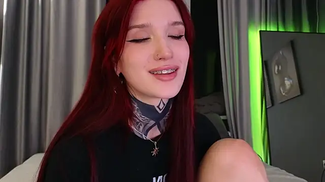 SophieInkk online show from 03-28-26, 12:54