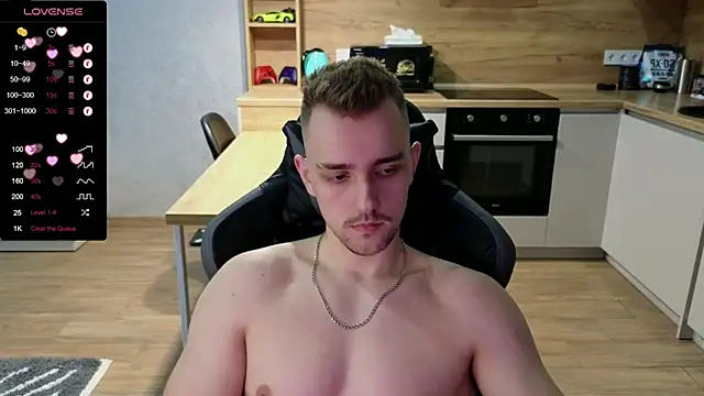 Snapshot of Larstar01 chatting on 01-22-25, 09:57 Larstar01 online show from 01-22-25, 09:57