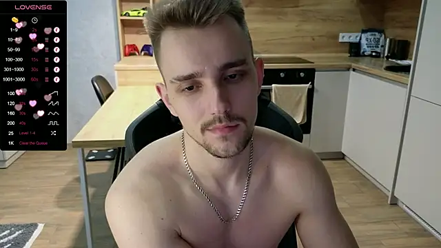 Snapshot of Larstar01 chatting on 02-03-25, 01:30 Larstar01 online show from 02-03-25, 01:30