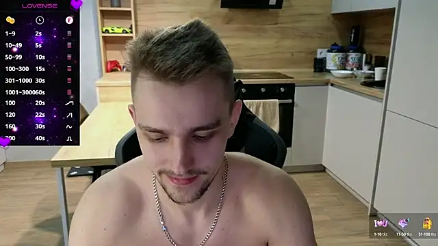 Snapshot of Larstar01 chatting on 02-16-25, 07:49 Larstar01 online show from 02-16-25, 07:49