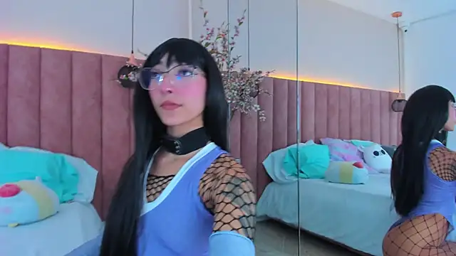 Snapshot of MarianaBranzz chatting on 03-15-25, 04:54 MarianaBranzz online show from 03-15-25, 04:54