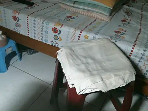 triangle0623 online show from 09-19-25, 10:49