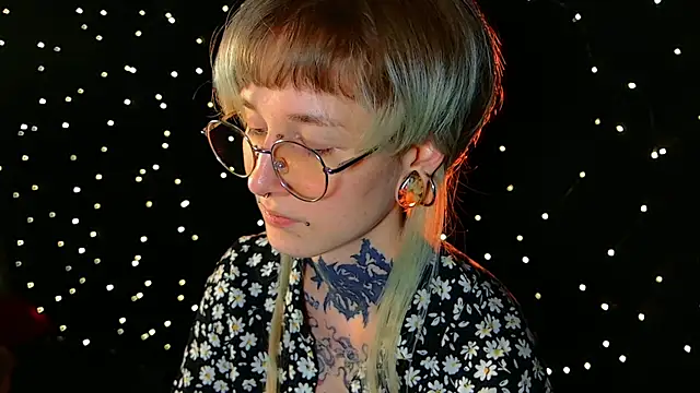 Littlespacemouse online show from 12-21-24, 02:37