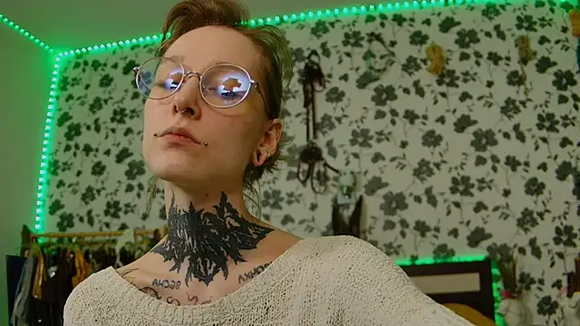 Littlespacemouse online show from 09-29-25, 03:06