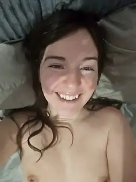 Snapshot of oxitocindi chatting on 12-09-24, 11:56 oxitocindi online show from 12-09-24, 11:56