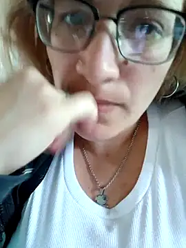 Snapshot of rusher27 chatting on 11-08-25, 05:23 rusher27 online show from 11-08-25, 05:23