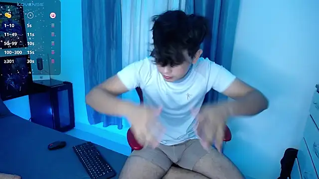 Snapshot of andyboy- chatting on 12-08-24, 10:47 andyboy- online show from 12-08-24, 10:47