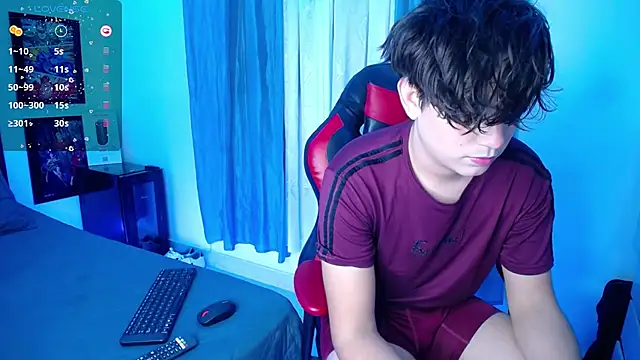 Snapshot of andyboy- chatting on 01-26-25, 12:37 andyboy- online show from 01-26-25, 12:37