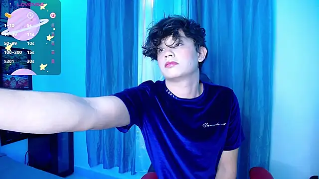 Snapshot of andyboy- chatting on 02-21-25, 10:15 andyboy- online show from 02-21-25, 10:15