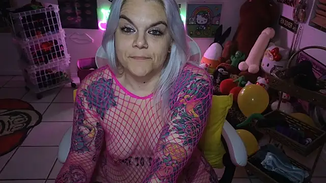 Snapshot of CherryBombBomb chatting on 12-03-24, 08:16 CherryBombBomb online show from 12-03-24, 08:16