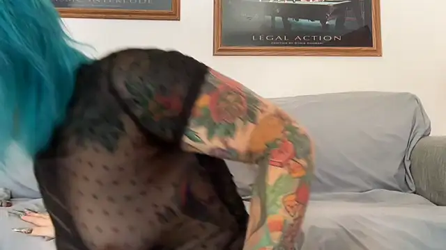 Snapshot of CherryBombBomb chatting on 09-20-25, 09:16 CherryBombBomb online show from 09-20-25, 09:16