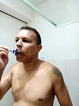 Snapshot of Seductiveblack chatting on 01-23-25, 07:07 Seductiveblack online show from 01-23-25, 07:07