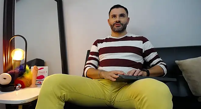 Snapshot of jonasbeards chatting on 02-03-25, 07:31 jonasbeards online show from 02-03-25, 07:31