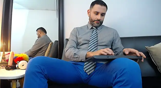 Snapshot of jonasbeards chatting on 03-04-25, 08:27 jonasbeards online show from 03-04-25, 08:27