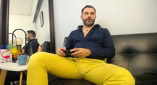 Snapshot of jonasbeards chatting on 09-11-25, 03:12 jonasbeards online show from 09-11-25, 03:12