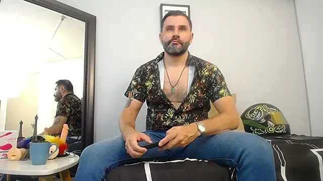 Snapshot of jonasbeards chatting on 11-03-25, 07:37 jonasbeards online show from 11-03-25, 07:37