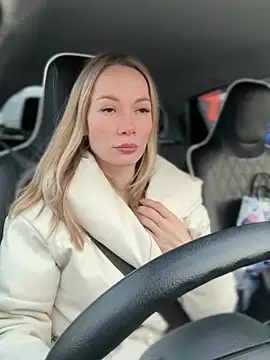 Snapshot of LavenderHot chatting on 02-21-25, 01:55 LavenderHot online show from 02-21-25, 01:55