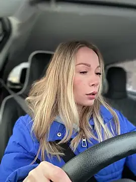 Snapshot of LavenderHot chatting on 02-22-25, 01:55 LavenderHot online show from 02-22-25, 01:55