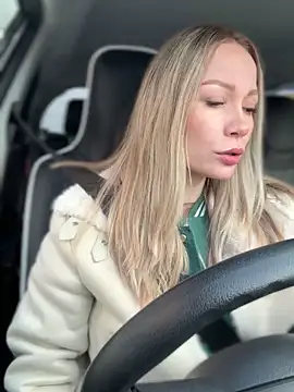 Snapshot of LavenderHot chatting on 03-09-25, 02:07 LavenderHot online show from 03-09-25, 02:07