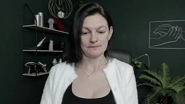 VivianWILD online show from 02-23-26, 07:50