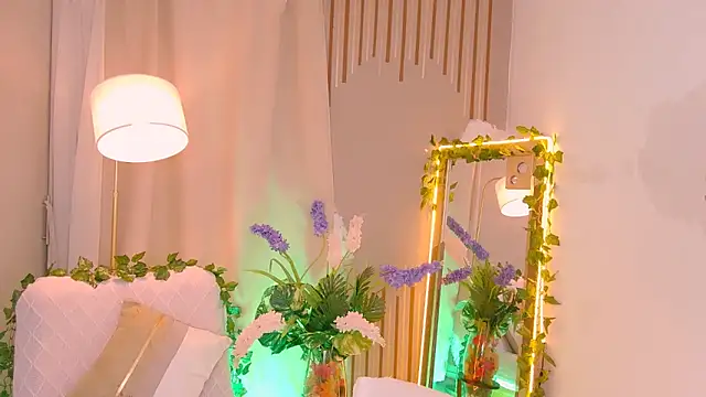 Snapshot of Miss_ash chatting on 02-17-25, 11:42 Miss ash online show from 02-17-25, 11:42