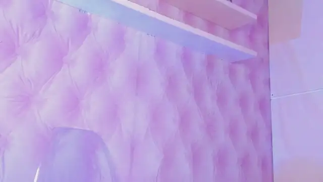 Snapshot of Hilary-banks chatting on 03-11-25, 04:21 Hilary-banks online show from 03-11-25, 04:21