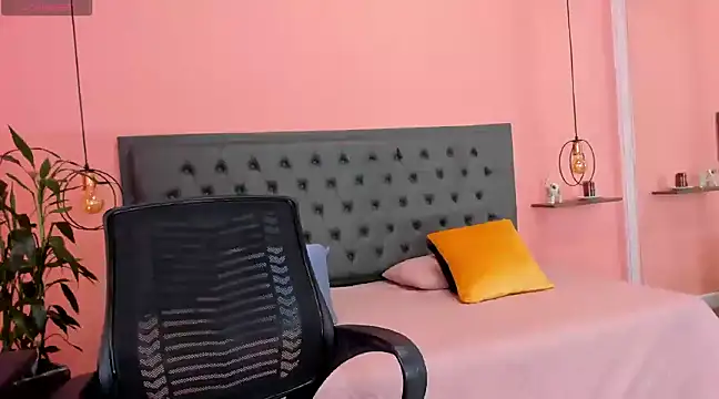 Alana Suares1 online show from 01-28-25, 07:21