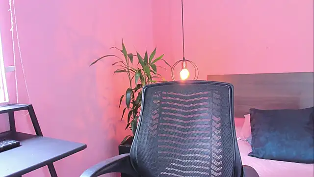 Alana Suares1 online show from 03-15-25, 06:10