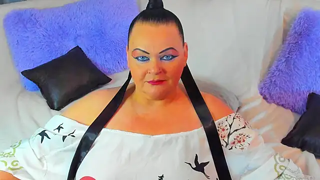 MilanaBiegert online show from 01-08-25, 02:46