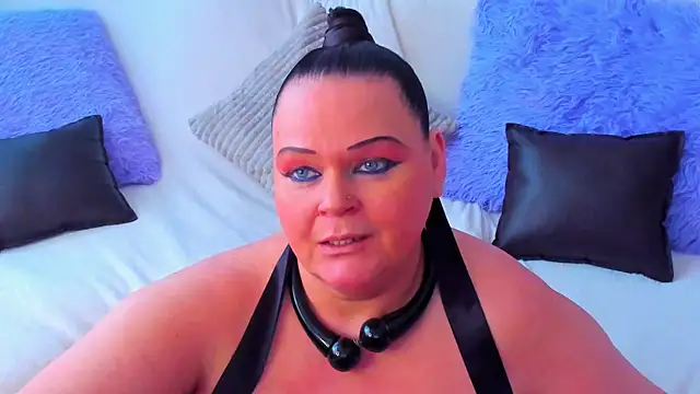 MilanaBiegert online show from 03-02-25, 12:01