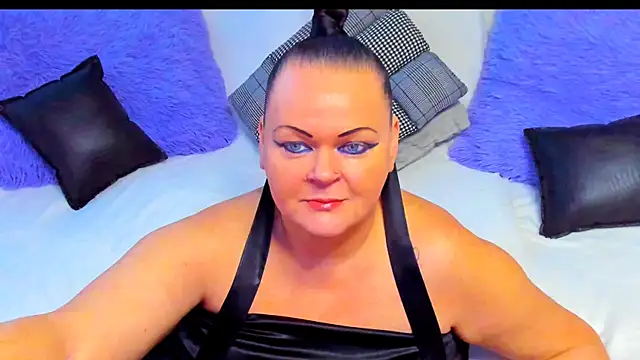 MilanaBiegert online show from 11-24-25, 07:52