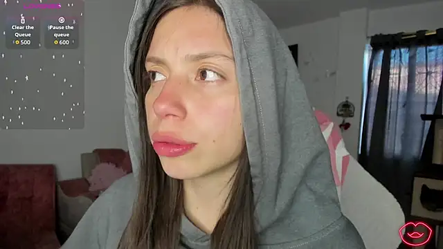 Snapshot of katty_snow chatting on 09-25-25, 10:13 katty snow online show from 09-25-25, 10:13