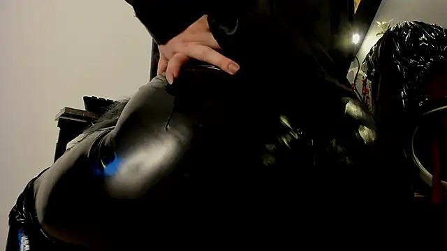 almma shy online show from 02-12-25, 08:40