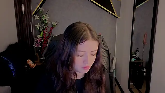 almma shy online show from 10-07-25, 01:19