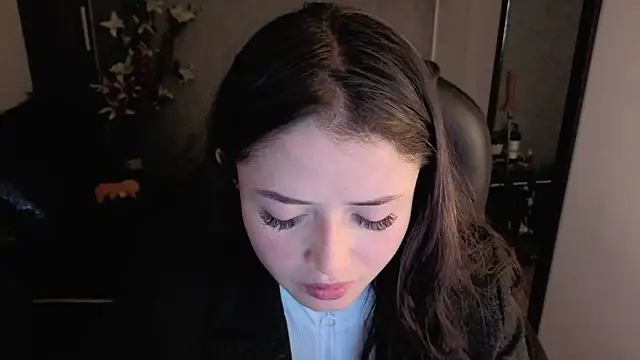 almma shy online show from 10-30-25, 02:40