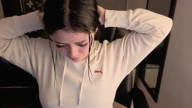 almma shy online show from 11-04-25, 02:38