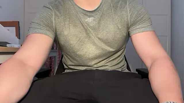 jungcock3210 online show from 11-08-25, 10:37