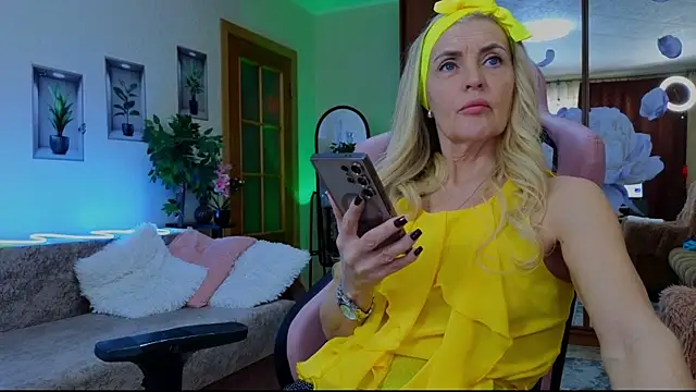 amelia blondy online show from 02-05-25, 09:36