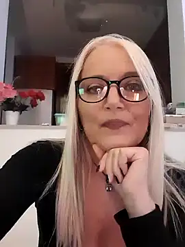 kikkastar online show from 01-02-25, 08:24