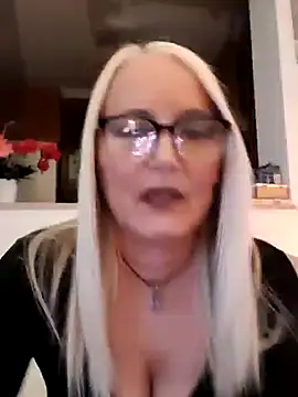 kikkastar online show from 01-13-25, 07:42