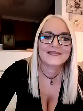 kikkastar online show from 01-16-25, 08:03