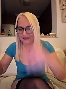 kikkastar online show from 02-13-25, 08:13